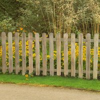 32% discount: Forest 6' x 3' Heavy Duty Pressure Treated Pale Picket Fence Panel (1.83m x 0.9m)